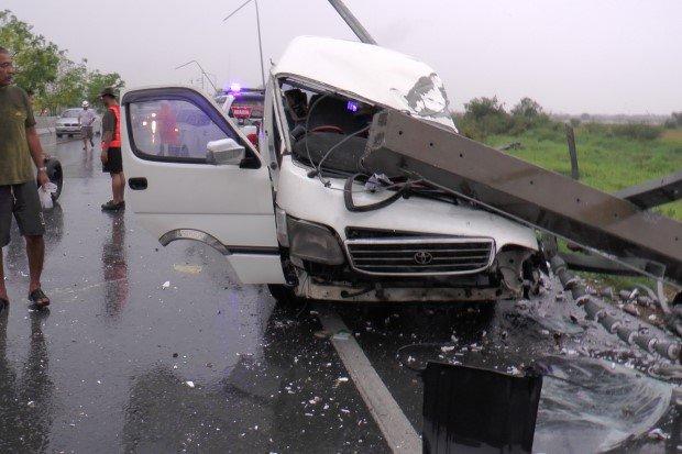 More severe storms struck in the North and around the Bangkok region, killing at least one villager, injuring three others, and dumping more rain on the regions.